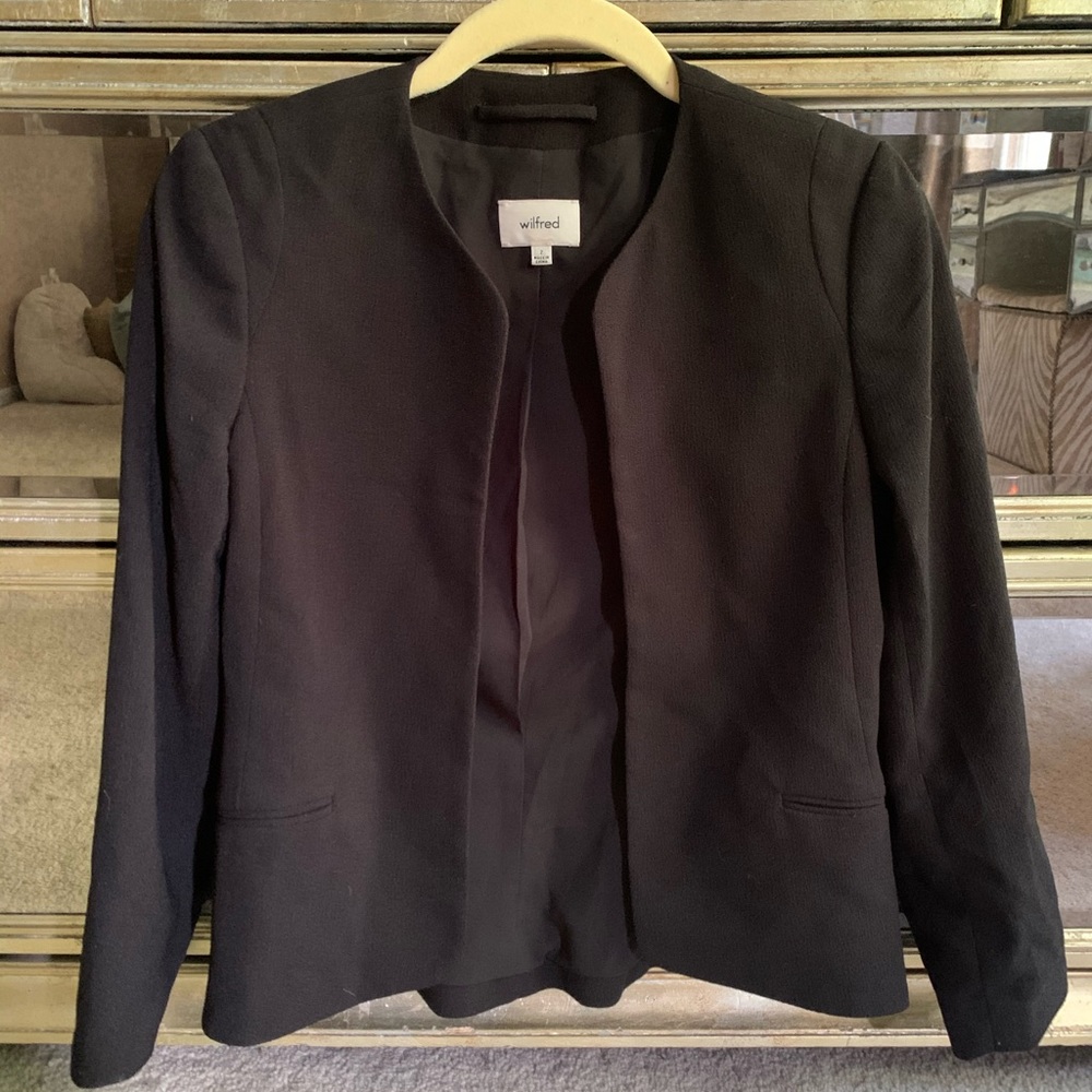 ARITZIA Wilfred Collarless Black Blazer